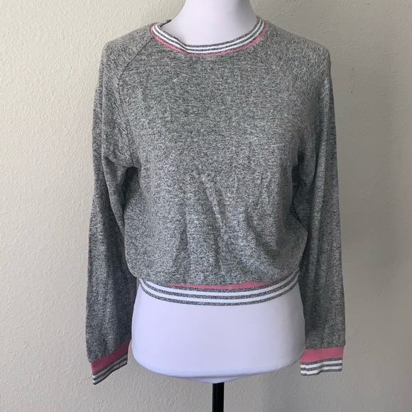 3/$15 MAKE + MODEL All Star Lounge Pullover Grey - Picture 2 of 7